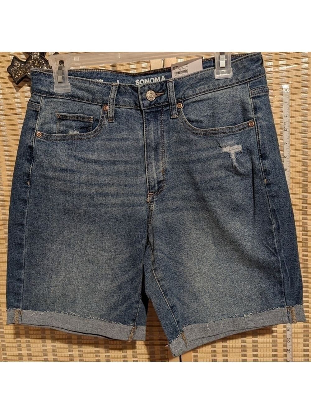 Sonoma hi-rise Bermuda jeans shorts NWT sz 8  14" x2"x 12"